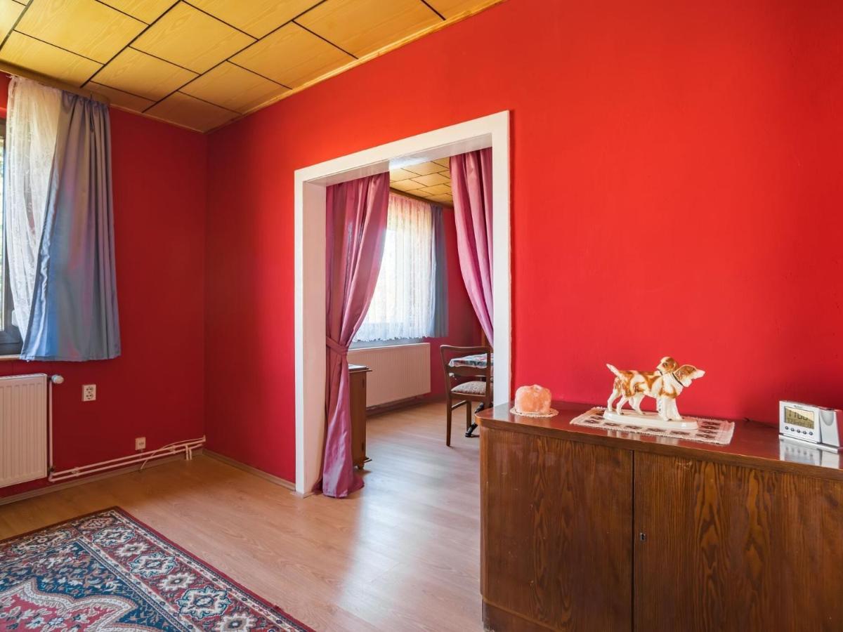 Alluring Holiday Home In Meisdorf With Garden Eksteriør bilde